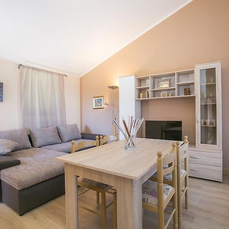 Apartment Gino Ravni Rom bilde