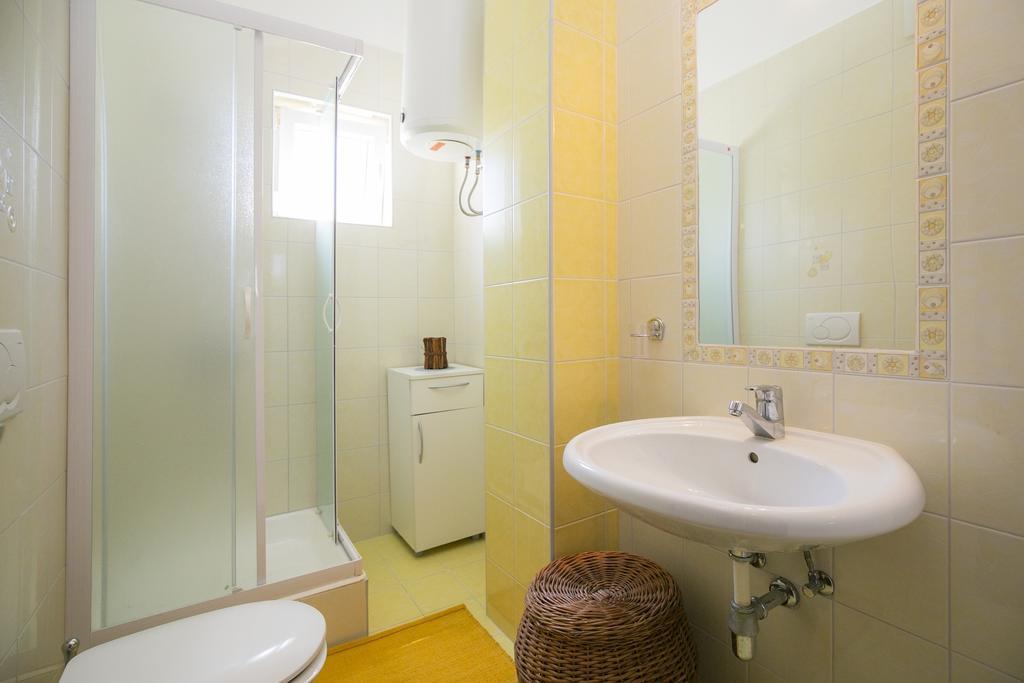 Apartment Gino Ravni Rom bilde